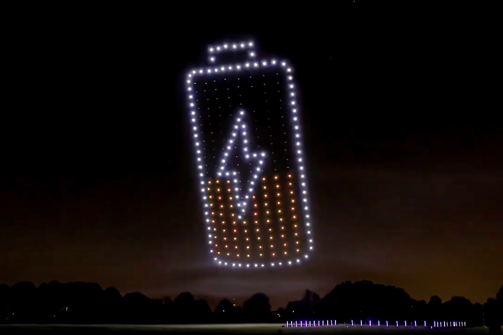 Lunatx Drohnenshow bei Nacht als zentrales Highlight eines Pharma Product Launches.