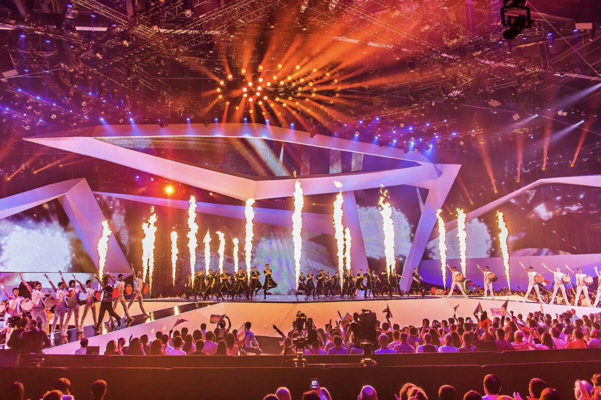 Lunatx Pyroshow begleitet eine internationale Live-TV-Produktion in Aserbaidschan.