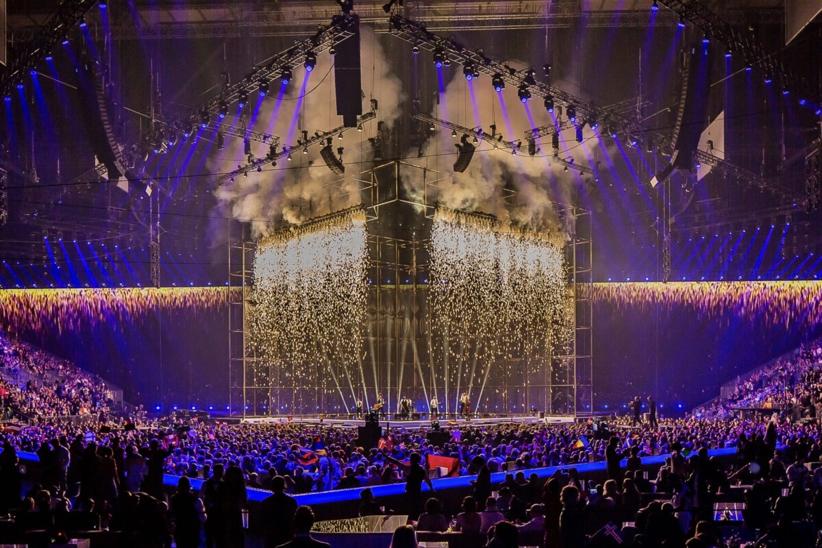 Pyroeffekte von Lunatx SFX synchron zu Musik und Kamerafahrten beim ESC 2014.